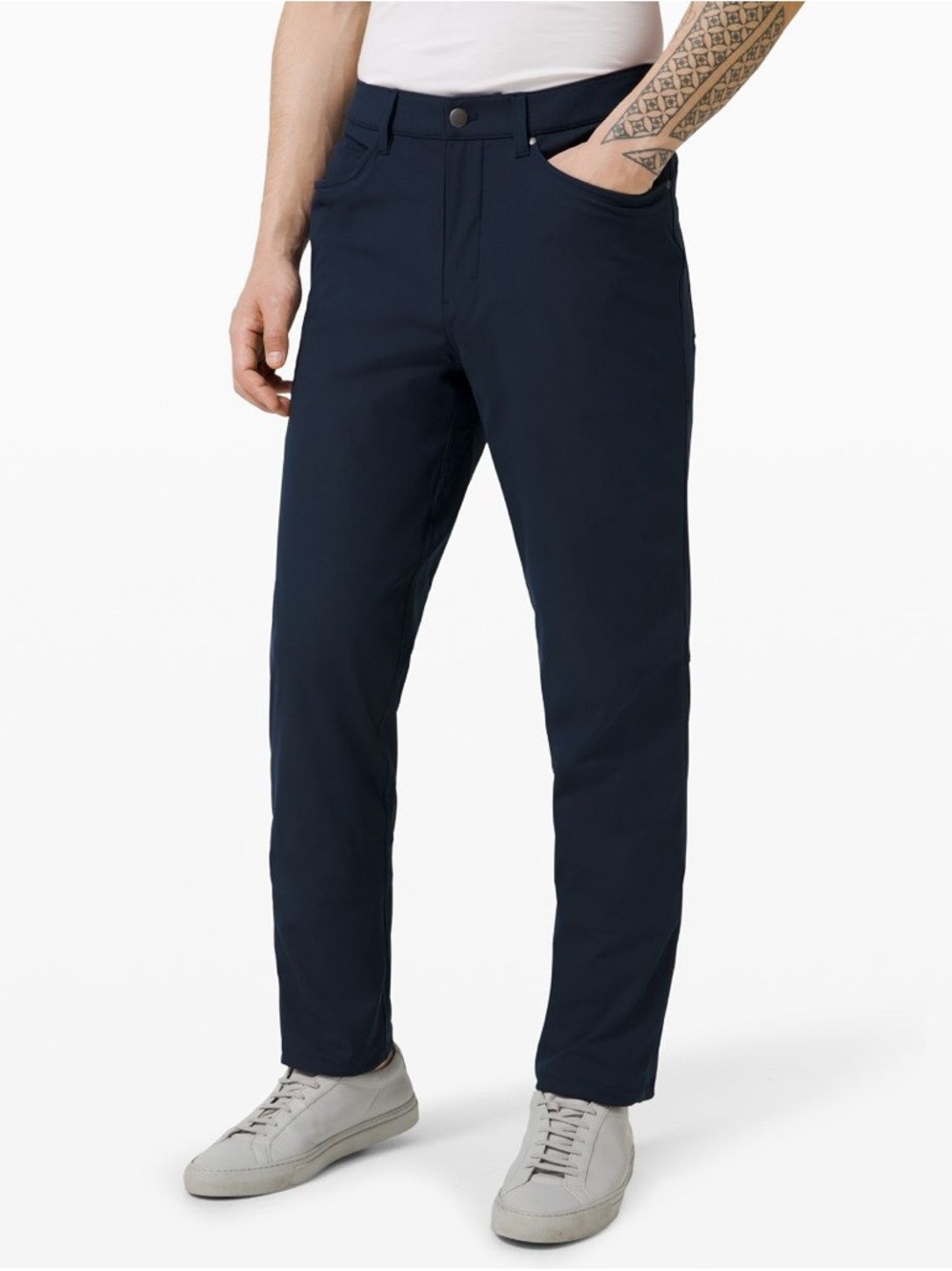 Lululemon Men's ABC Pants in Navy Blue 
Size 32